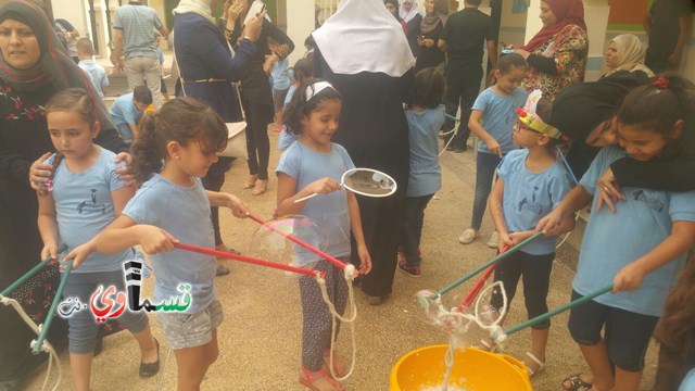 فيديو: مدرسة جنة ابن رشد تجمع وتقيم الاسبوع الاول  بمحبة بين الاهل والطلاب ومرح الفعاليات ... 